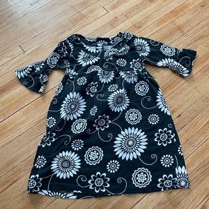 EUC Carter’s Girl Size 5 | Black and White | Casual 3/4 length Sleeve Dress